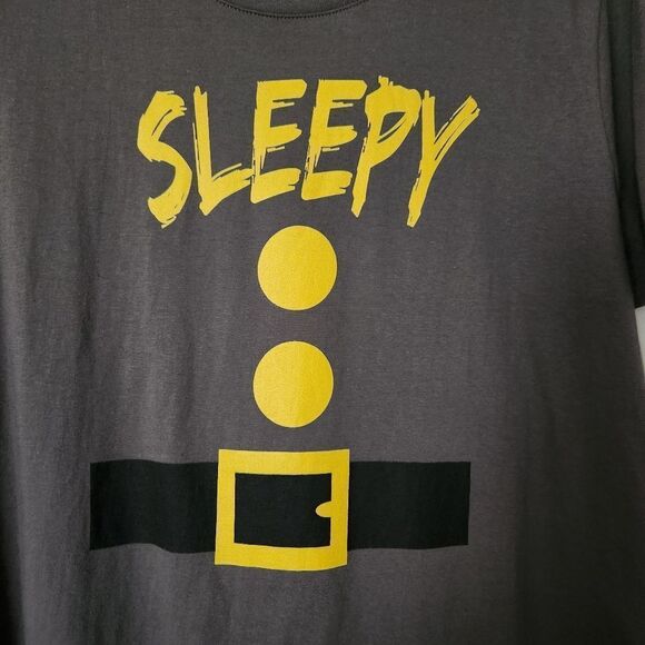 Port and Company Sleepy Graphic T-Shirt Gray Short Sleeve Size XL - Picture 4 of 4